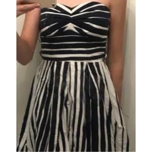 Super cute strapless dress